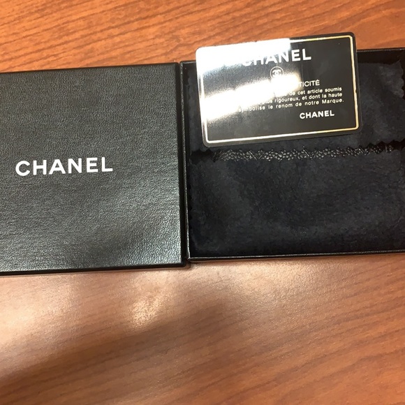 Chanel Caviar Short wallet - Picture 11 of 11